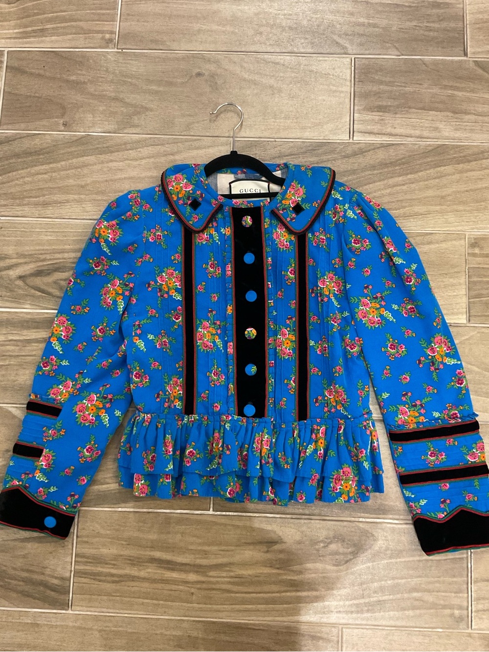 Gucci Jacket - Picture 2 of 8